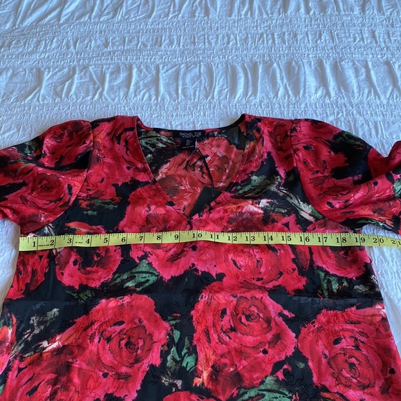 Rachel Zoe long sleeved red, black and green floral blouse with V neck. Small - Picture 6 of 14